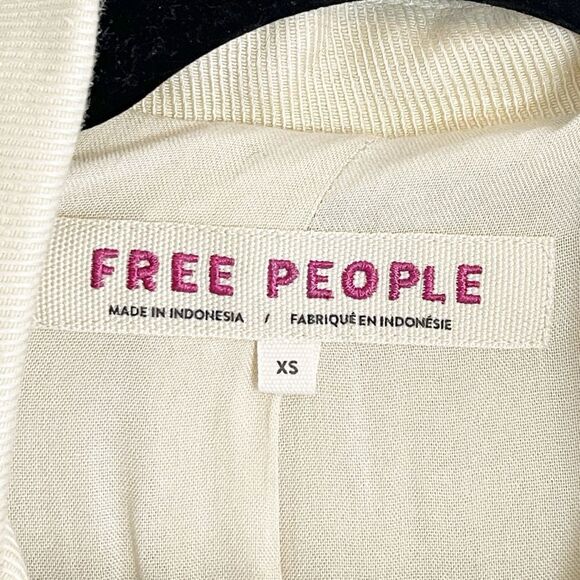 Free People Prep School linen blend Blazer in cream NWT  XS - Picture 7 of 11
